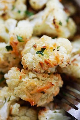 garlic-parmesan-roasted-cauliflower4